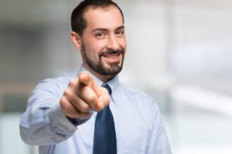 Az első benyomás mindennél fontosabb egy állásinterjún. A megfelelő öltözék nemcsak magabiztosságot ad, hanem azt is sugallja, hogy komolyan veszed a lehetőséget. De vajon mit érdemes viselni, hogy kitűnj és profinak tűnj?