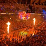 Az idei NBA-szezon minden eddiginél izgalmasabbnak ígérkezik: vajon megvédi címét a Denver Nuggets, vagy új bajnokot avatunk? És ki lesz az MVP? Cikkünkben bemutatjuk a legesélyesebbeket és megosztjuk tippjeinket is!