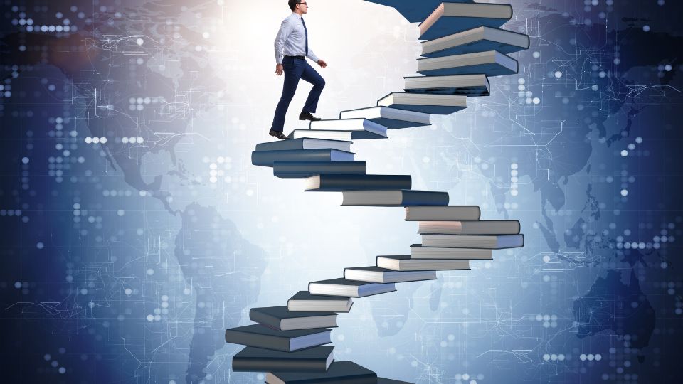 Az időgazdálkodás nem arról szól, hogy minden percedet beosztod, hanem hogy a fontos dolgokra koncentrálsz. Férfiként kulcsfontosságú, hogy ne csak elfoglalt legyél, hanem valóban produktív, és megtaláld az egyensúlyt a munka és a magánélet között.